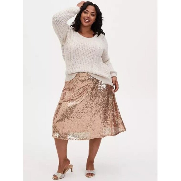 Torrid Dresses & Skirts - Torrid 0 Womens Champagne Gold Sequin Midi Skirt Elastic Waist Size Large